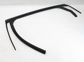 Ущільнювач скла двері задньої лівий AWD Nissan Ariya (22-) 82331-5MP1A, фото 1