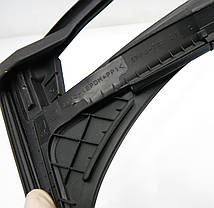 Ущільнювач скла двері задньої лівий AWD Nissan Ariya (22-) 82331-5MP1A, фото 3