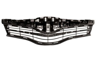 Решітка радіатора TOYOTA YARIS 11-14 без хром молдинга (FPS). 531110D370, фото 1