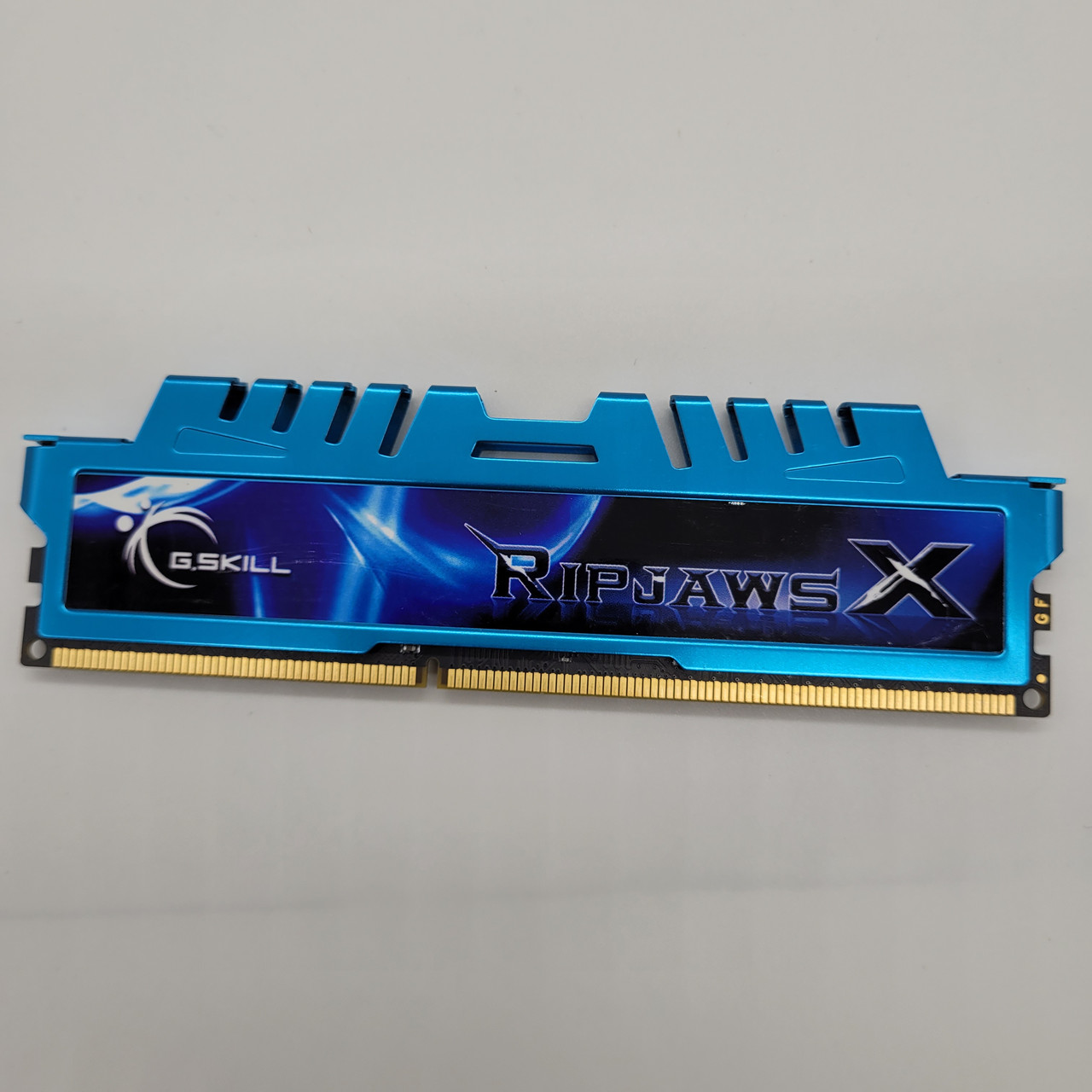Оперативна пам'ять G.Skill RipjawsX DDR3 8Gb 1600MHz PC3-12800U 2R8 CL9 (F3-1600C9S-8GXM) Б/У