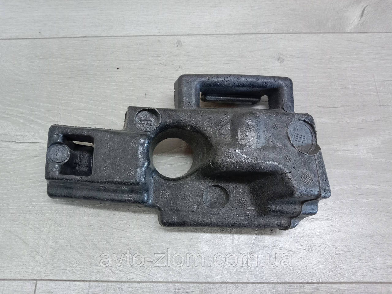 Абсорбер, наповнювач переднього бампера Opel Zafira B, Опель Зафіра Б. Правий. 13204069., фото 1