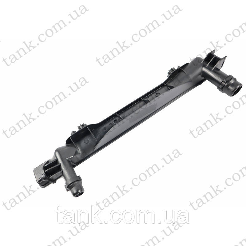 Бачок радіатора Audi A4 B6 (2000–2005) — OEM 8E0121251C, 8E0121251AR, Nissens 60306A