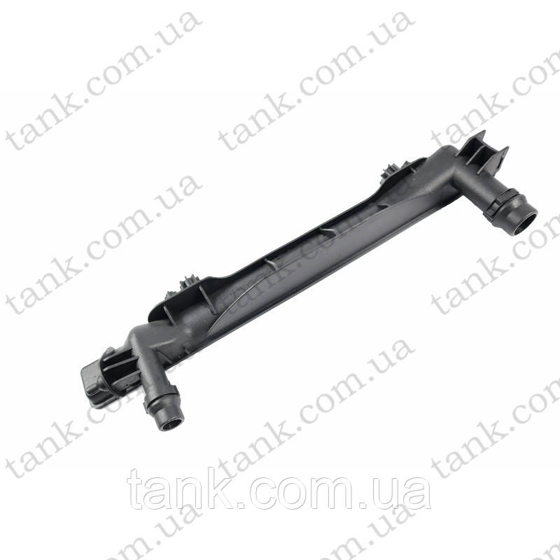 Бачок радіатора для Audi A4 B7 (2004–2008) OEM: 8E0121251AR, 8E0121251AS Nissens 60306A, 60307A