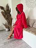 Махровий жіночий теплий халат домашній довгий з капюшоном на запах Ярко рожевий, фото 4