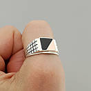 Чоловіче срібне кільце з золотом і оніксом 23 розмір, фото 6