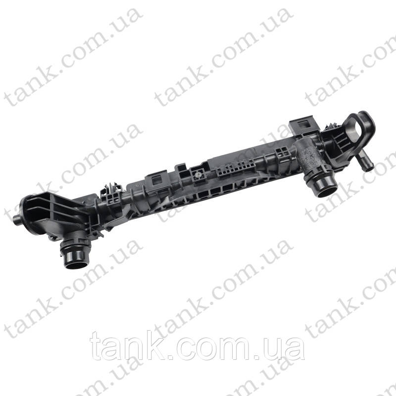 Бачок радіатора для Audi A5 II (2016-2023) OEM 8W0121251AK 8W0121251L