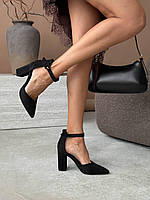 Женские замшевые туфли на каблуке с ремешком