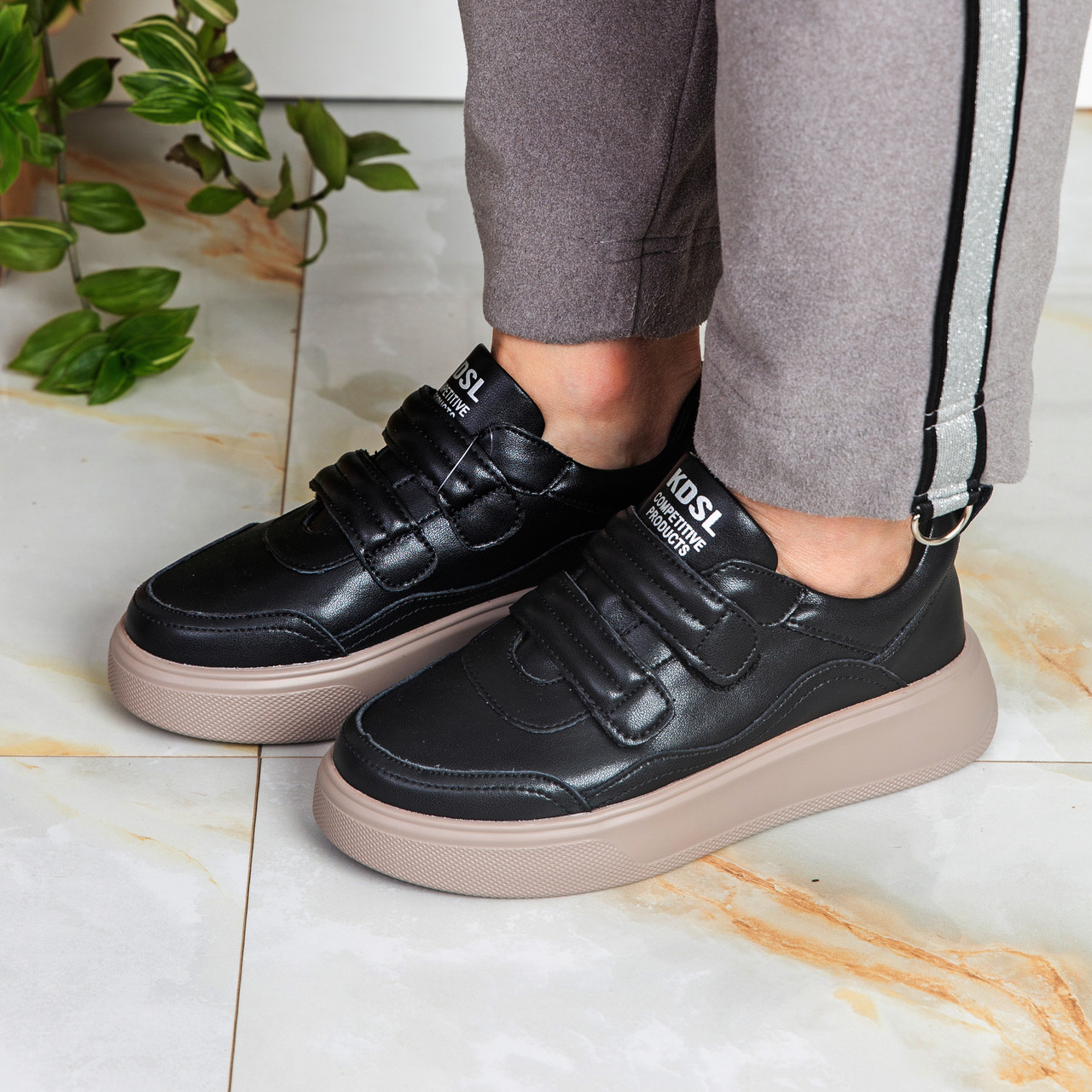 Кросівки жіночі шкіряні KD-C628-7-1 чорні, фото 1