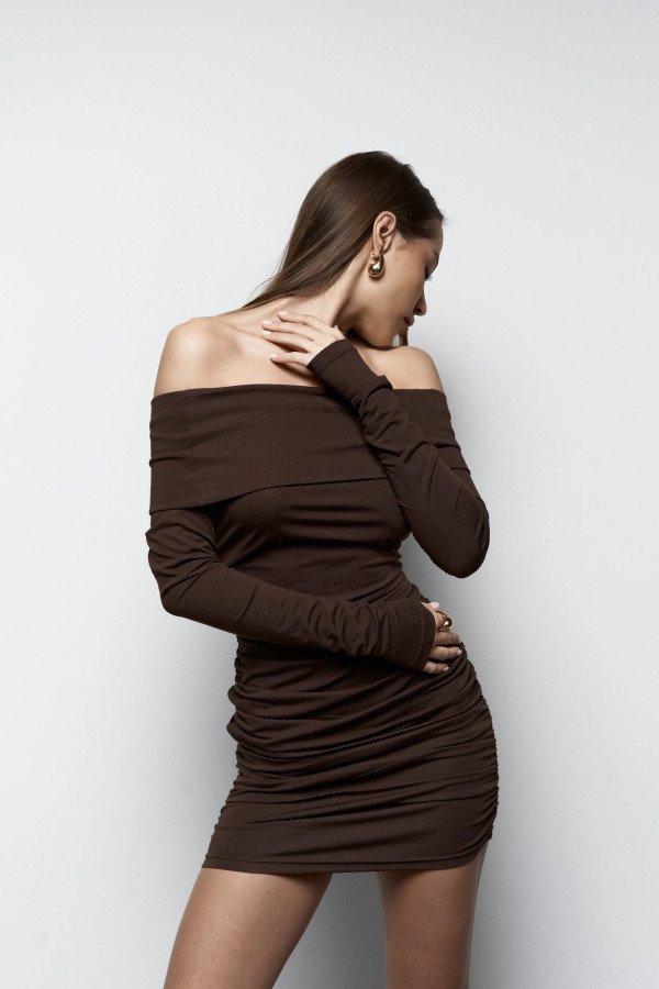 Сукня зі спущеними плечима, фото 1