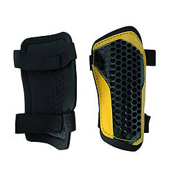 Футбольні щитки HONEYCOMB чорно-жовті розмір S F675-S black