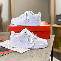 Жіночі чоловічі кросівки Nike Air Force 1 07 White One взуття Найк Аїр Форси низькі білі шкіряні