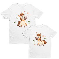 Футболки парні білі з оригінальним новорічним принтом "Закохані коні. Пара коней у квітах" Push IT