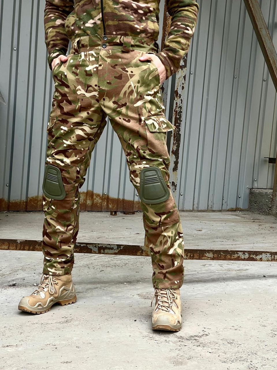 Тактичні штани чоловічі мультикам з наколінниками, міцні камуфляжні брюки у стилі мілітарі - фото 1 - id-p2741778593