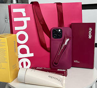 Подарунковий набір RHODE Raspberry у фірмовому пакеті: чохол, блиск, гель для душу