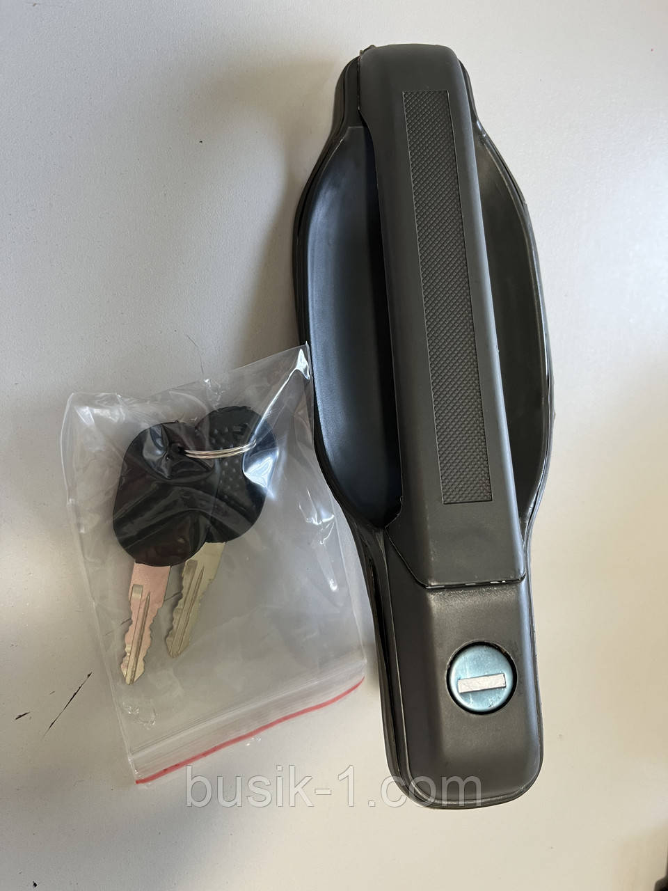 Ручка зовнішняз серцевиною передніх правих\бокових\задніх дверей Iveco Daily 96-, фото 1