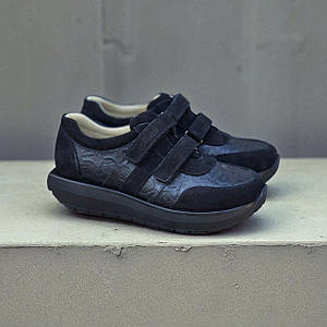 Детские ортопедические подростковые кроссовки на липучках с супинатором чорного кольору 40 р