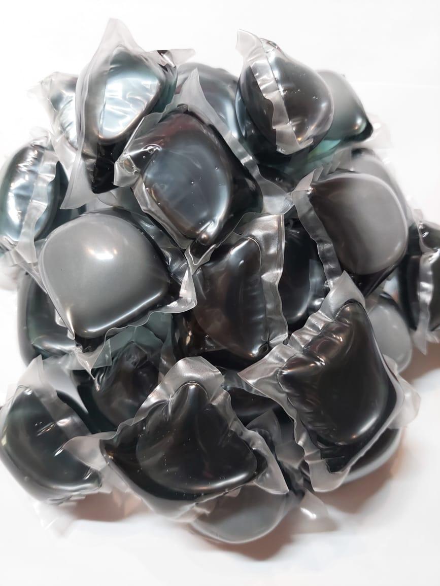 Капсули для прання MOLLY ULTRA  чорні однокомпонентні поштучно