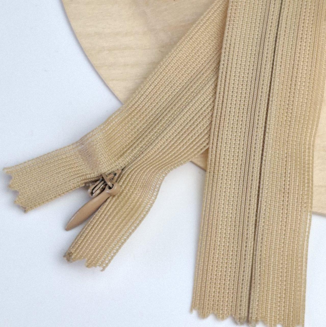 Потаємна блискавка 18см Китай нейлонова основа колір темно-бежевий, фото 1