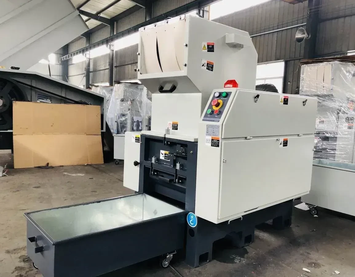 🔧 Дробарка шредер AMG‑400 7,5 кВт — ефективна утилізація пластику та полімерної вторсировини, фото 1