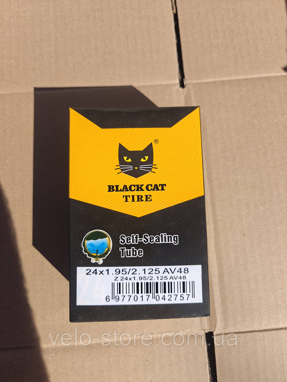 Велокамера антипрокіл 24х1.95 - 2.125 AV Black Cat. Камера для велосипеда, Велосипедна камера, фото 1