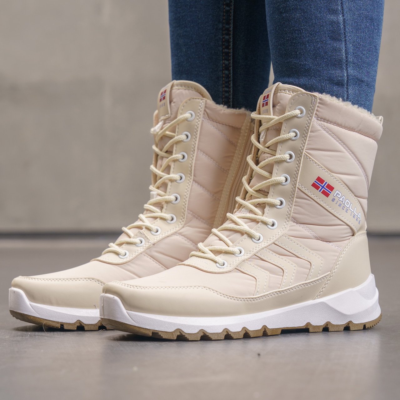 Дутики жіночі бежеві на шнурках не промокаючі