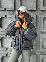 Тепла зимова куртка жіноча об'ємний короткий пуховик з капюшоном і кишенями S M