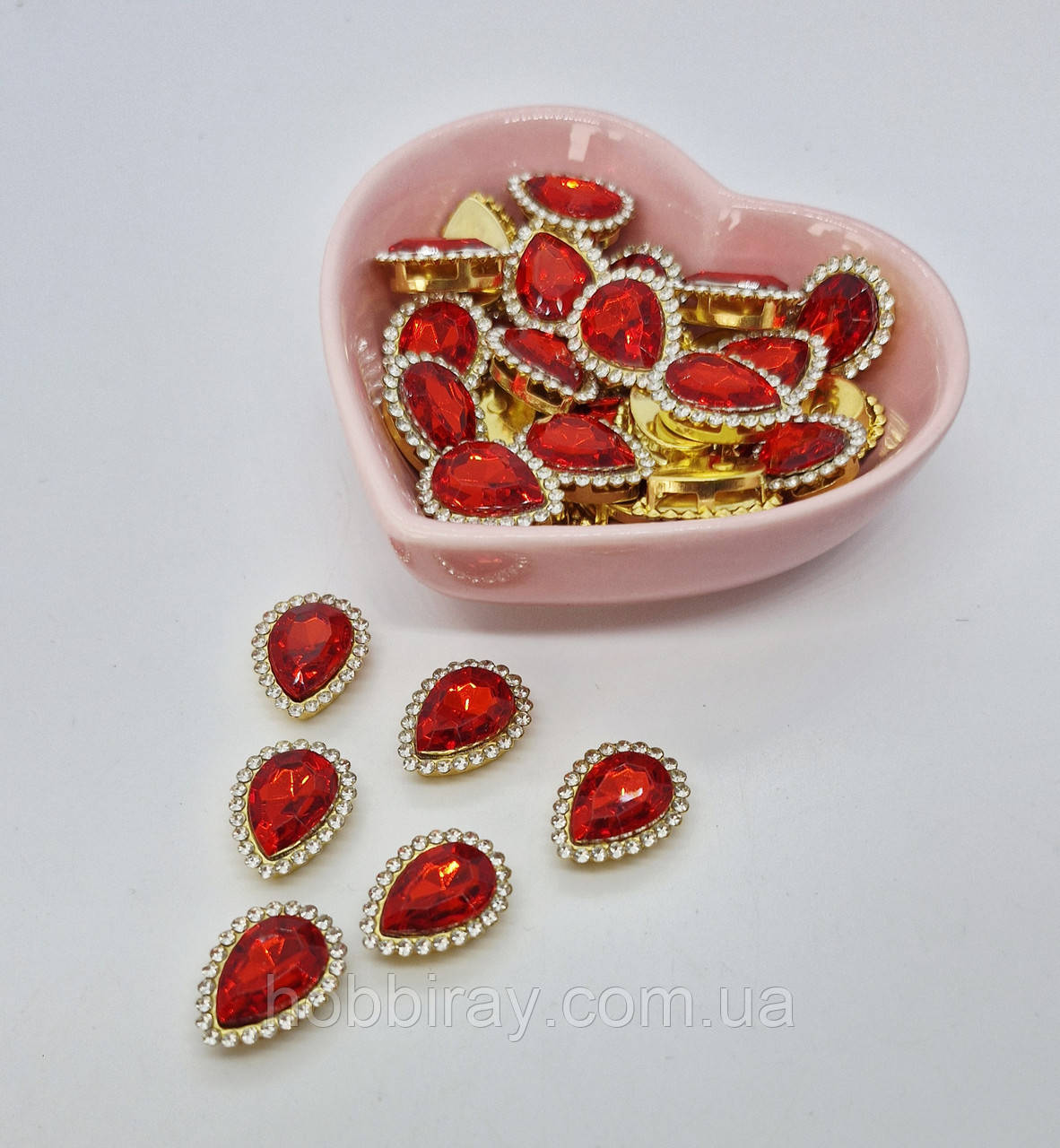 Стразовий декор "Крапля". 1,8*1,5см. Скло, метал. Пришивні. 1шт. Колір червоний., фото 1