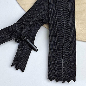 Потаємна блискавка 18см Китай щільна нейлонова основа колір чорний