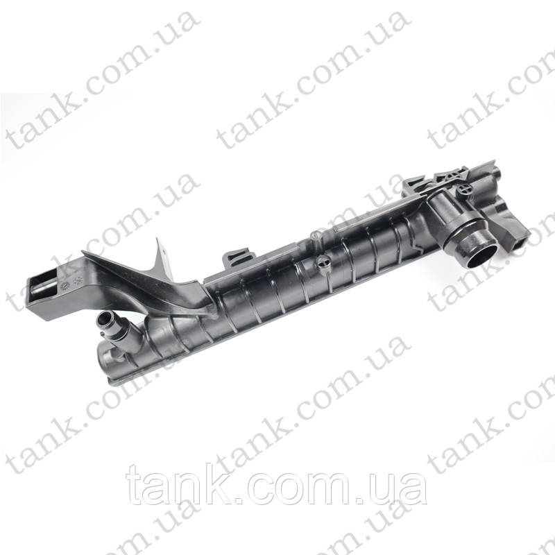Бачок радіатора BMW 2-Series F45, F46 (2014-2021) OEM 17118645782 8645782