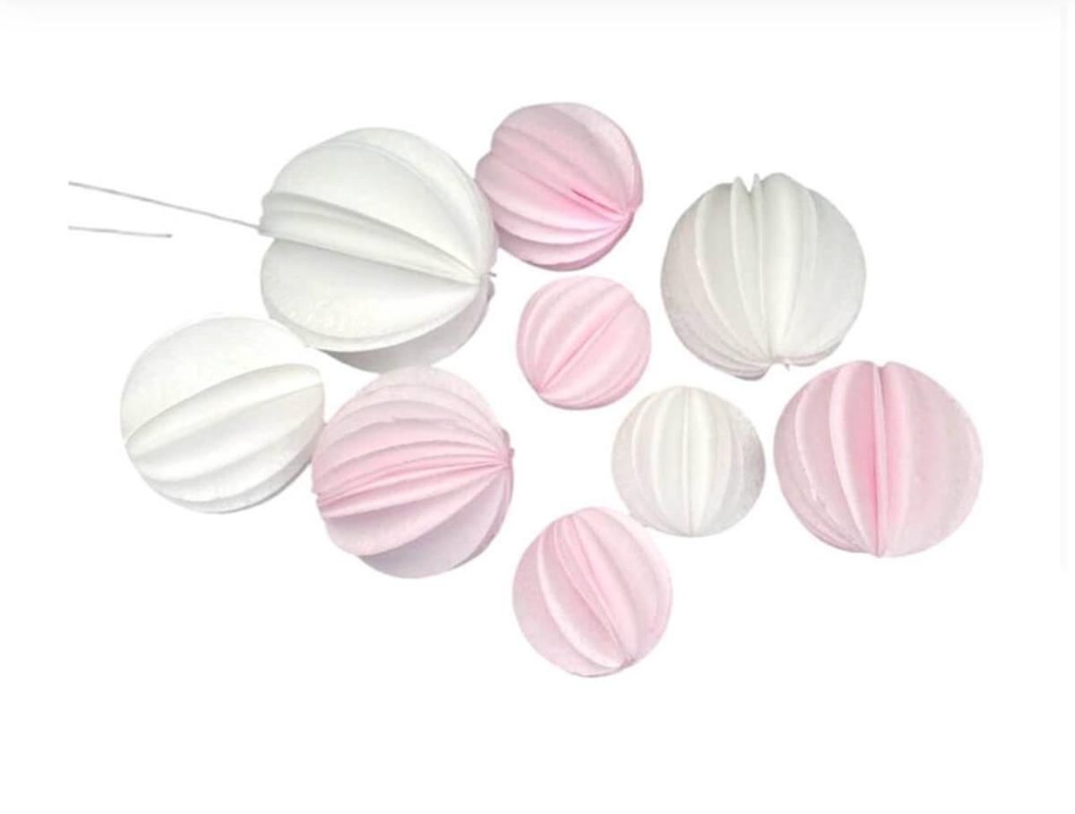 Вафельний декор "Сфери біло-рожеві" 9шт, фото 1