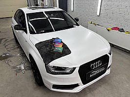 Кольоровий поліуретан Carlas під замовлення