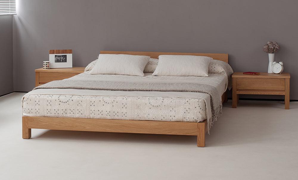 nevada_low_wooden_bed2.jpg