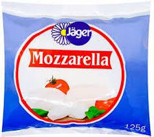 Сир моцарелла Mozzarella Jager кулька в россолі 125 гр