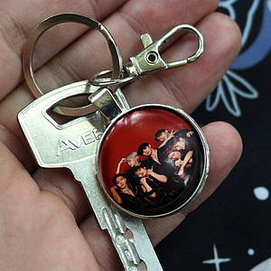 Брелок на ключі MONSTA X (2)