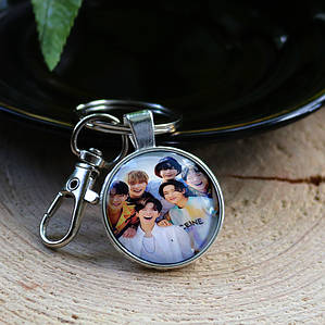 Брелок для ключів MONSTA X (7)