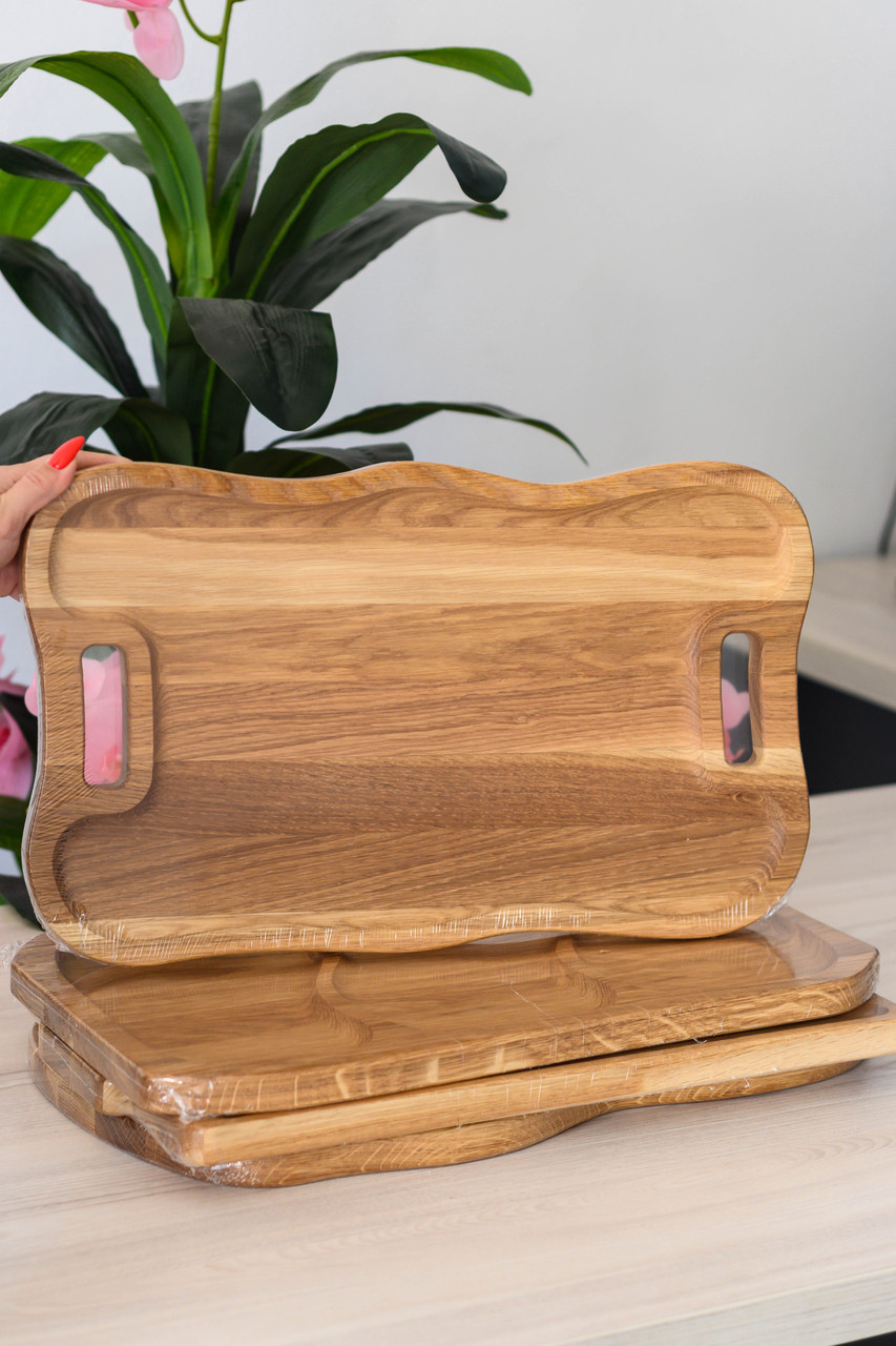 Дерев'яна дошка-піднос для сервірування