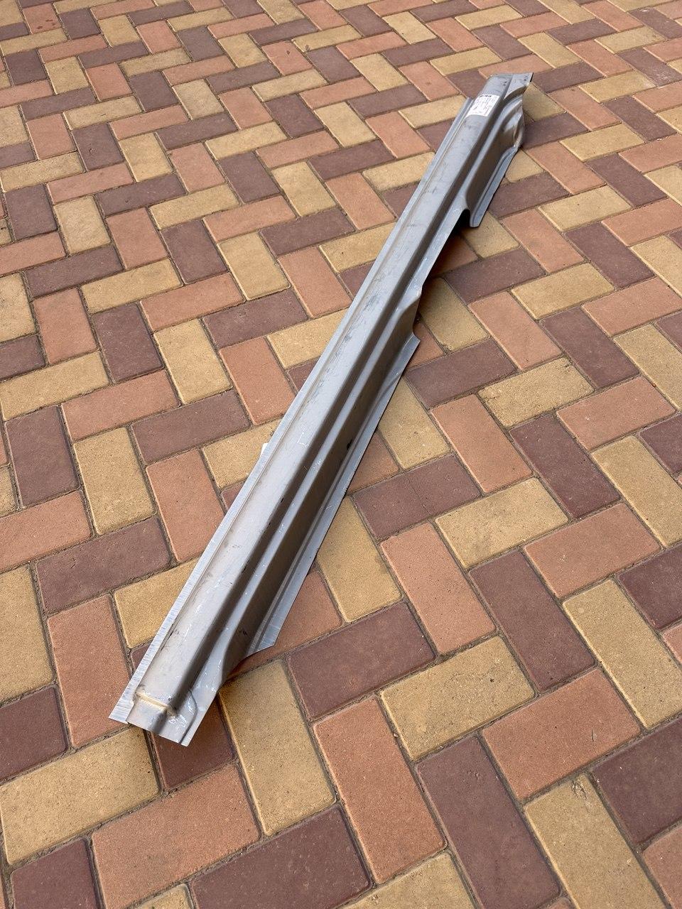 Поріг правий Nissan Almera Classik (B10) (Ніссан Альмера Класік) 2006-2014, фото 1