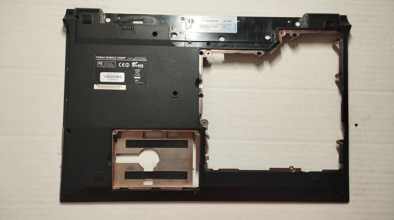 Terra Mobile 1512 1509p 1528 Clevo DNS W258ELQ W255EU Корпус D (нижня частина корпусу) 6-39-E51Q3-013 бу