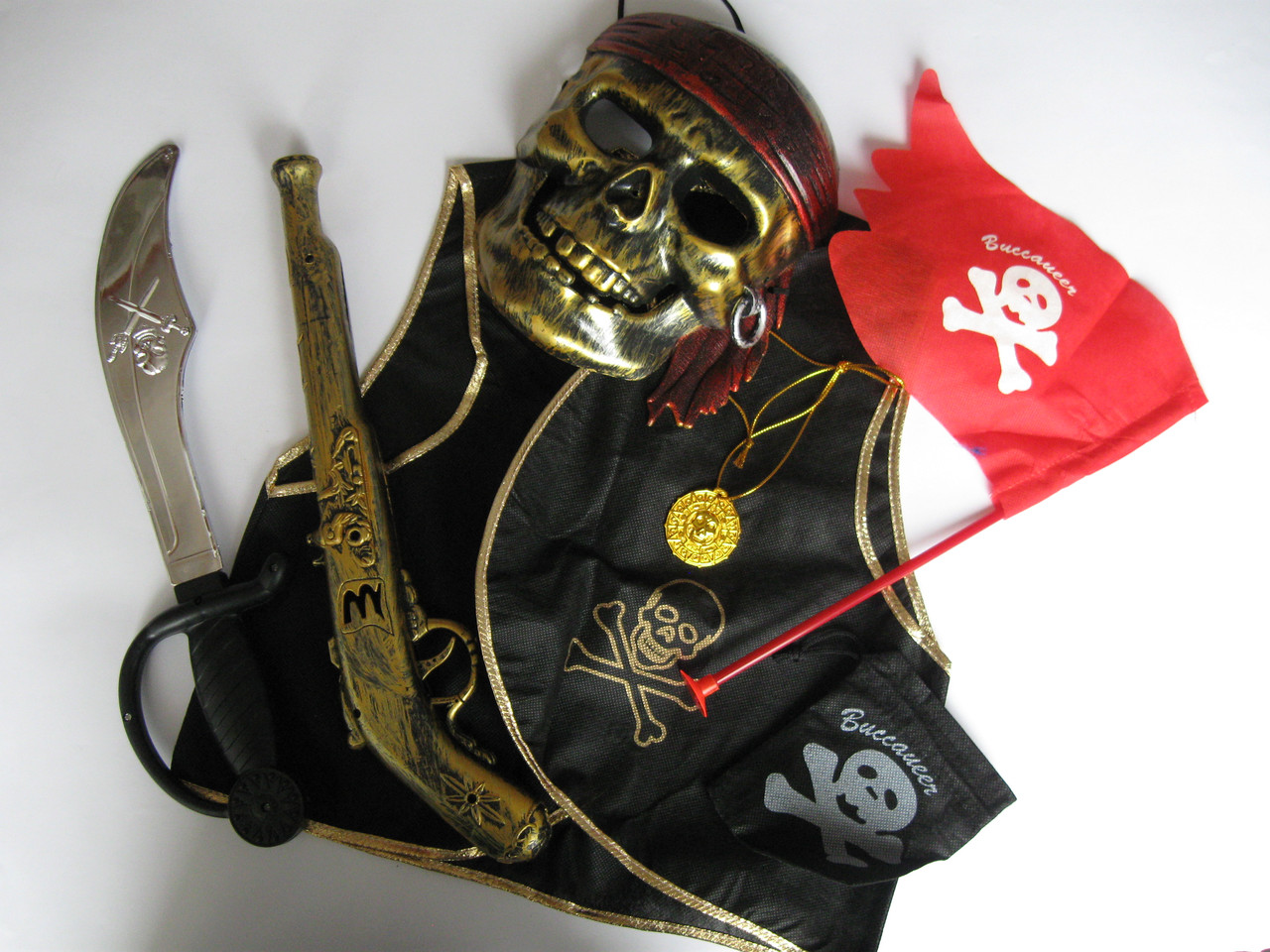 Піратський набір із маскою й шаблею, фото 1