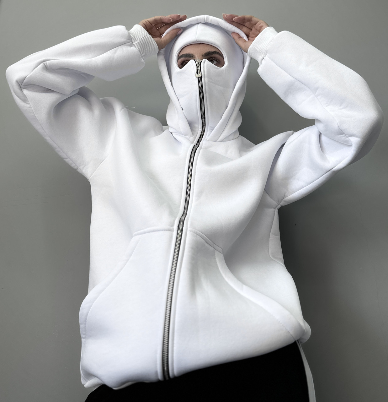 Зіп-худі з балаклавою жіноча спортивна кофта з капюшоном-балаклава на флісі тепла зимова біла, фото 1