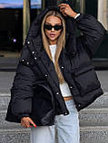 Жіночий зимовий об'ємний пуховик з капюшоном, фото 9
