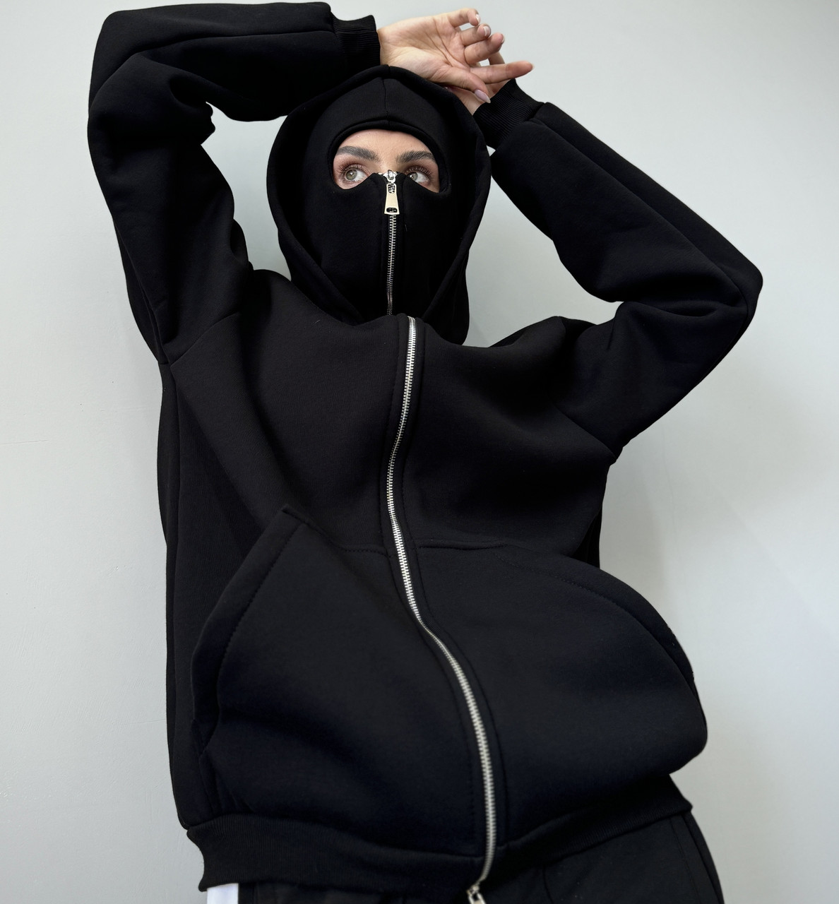 Зіп-худі з балаклавою жіноча спортивна кофта з капюшоном-балаклава на флісі тепла зимова чорна, фото 1