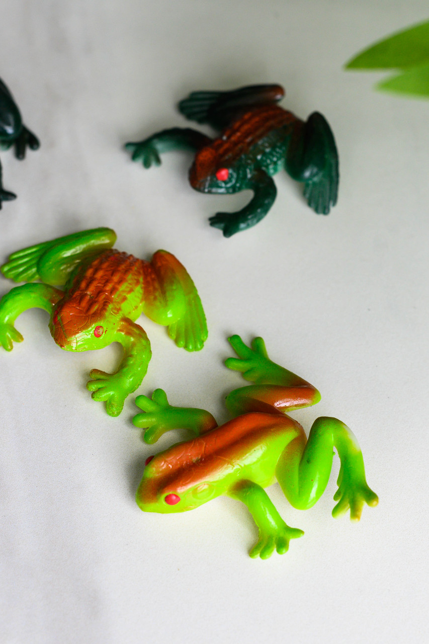 Дитяча іграшка жаба силіконова розмір 6 см * 5 см різні кольори