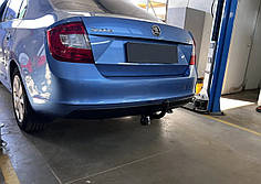 Фаркоп Skoda Rapid седан 2012-2020 (Шкода Рапід)