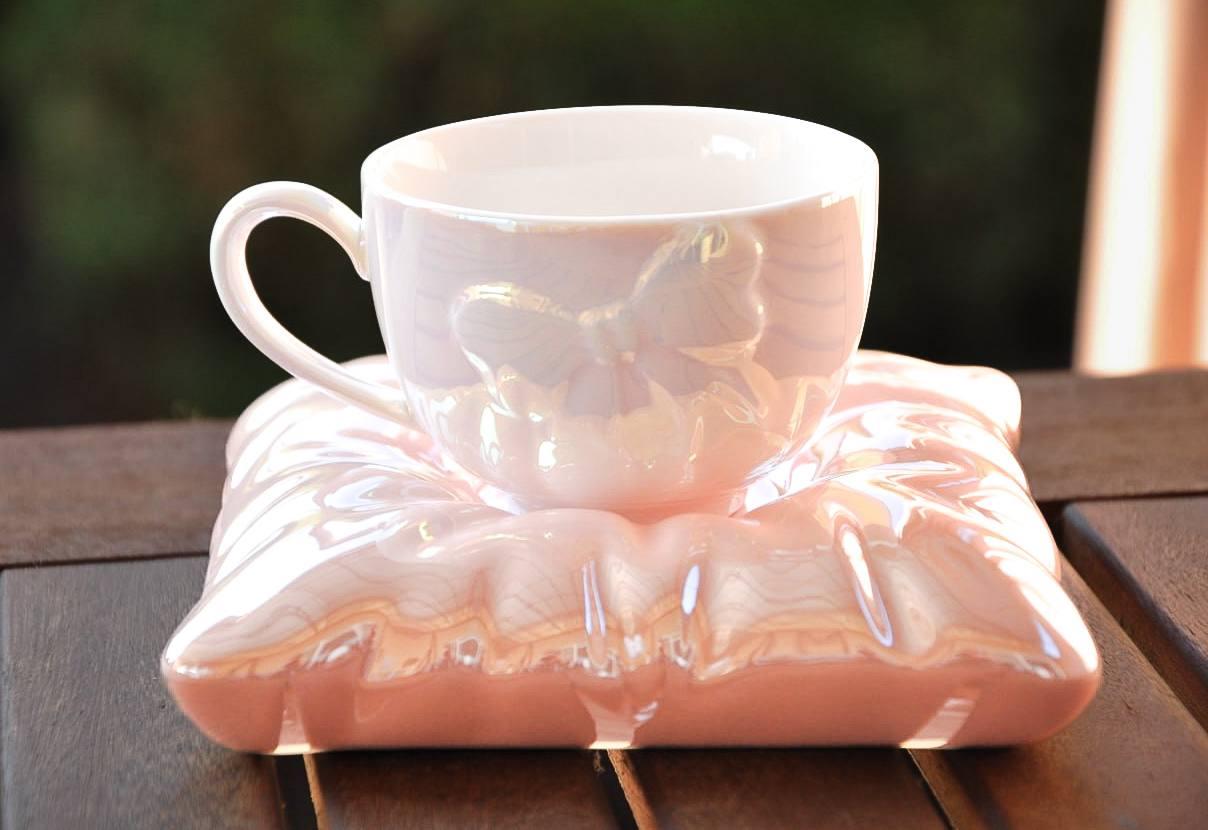 Чашка з блюдцем "Бант", 150 мл (колір подушки - рожевий перламутр), фото 1