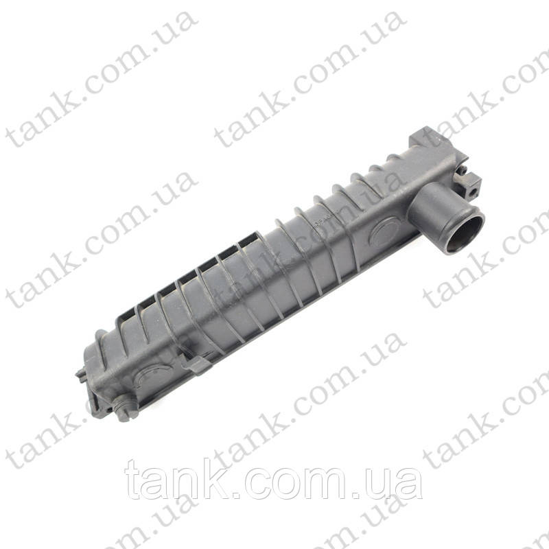 Бачок радіатора BMW 3-Series E30 (1982-1992) OEM 1712824 1712365 1723365