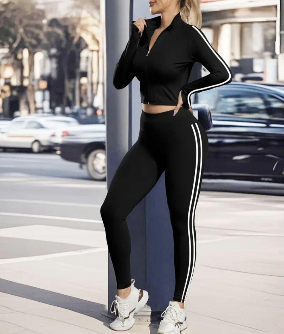 Жіночий костюм лосини та топ з лампасами, фото 1