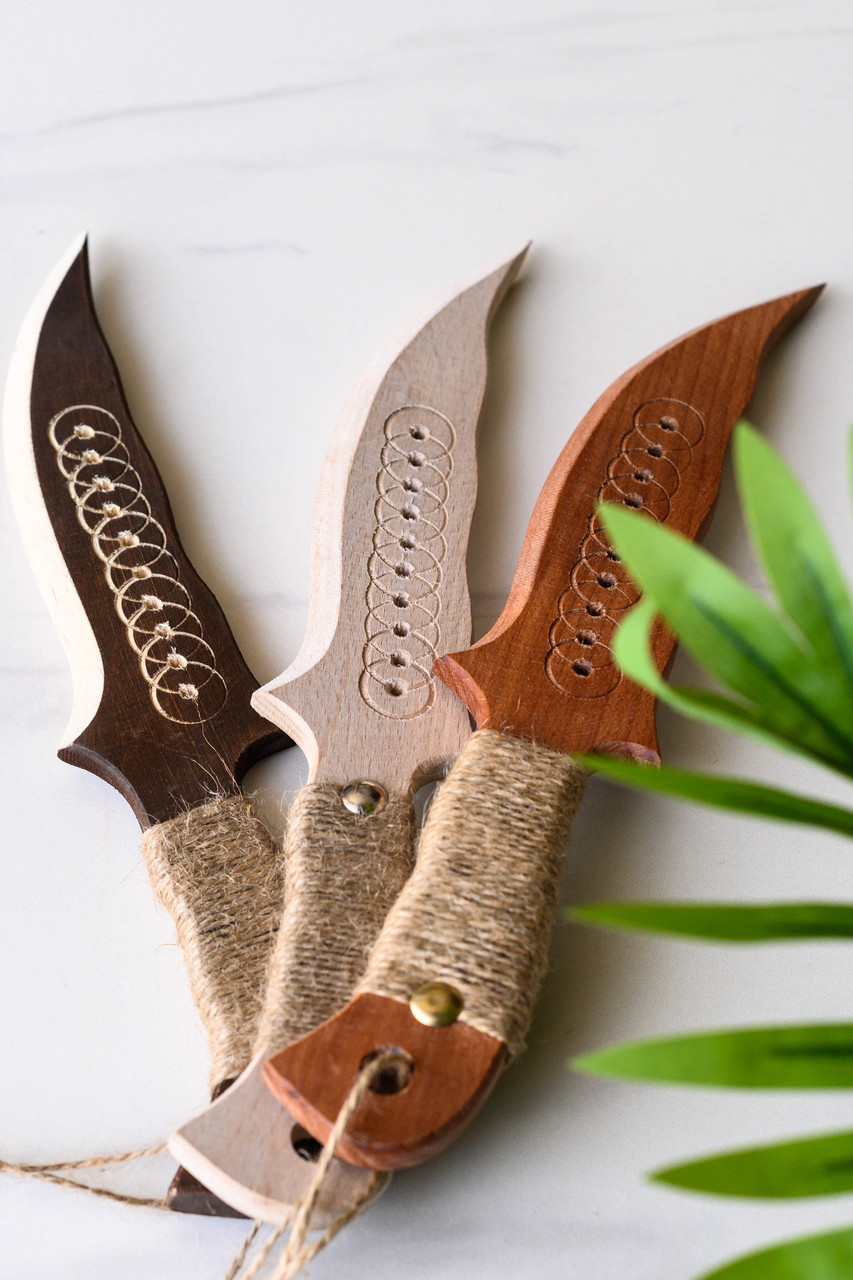 Дерев'яні сувенірні ножі ручна робота, фото 1