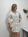 Принтована жіноча нічна сорочка на гудзиках батальних розмірів, фото 4