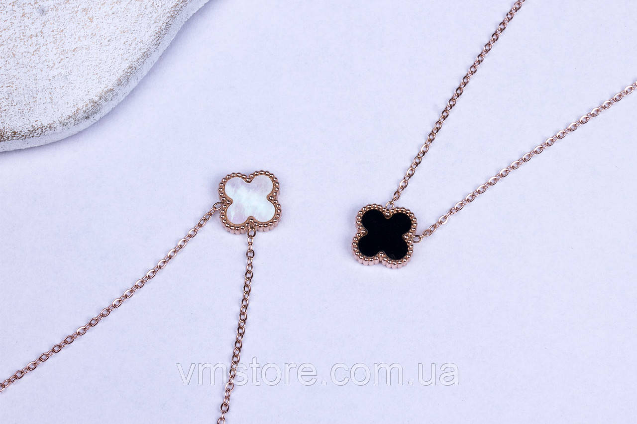 Підвіска конюшинка на ланцюжку, чорна з перламутром конюшинка, фото 1